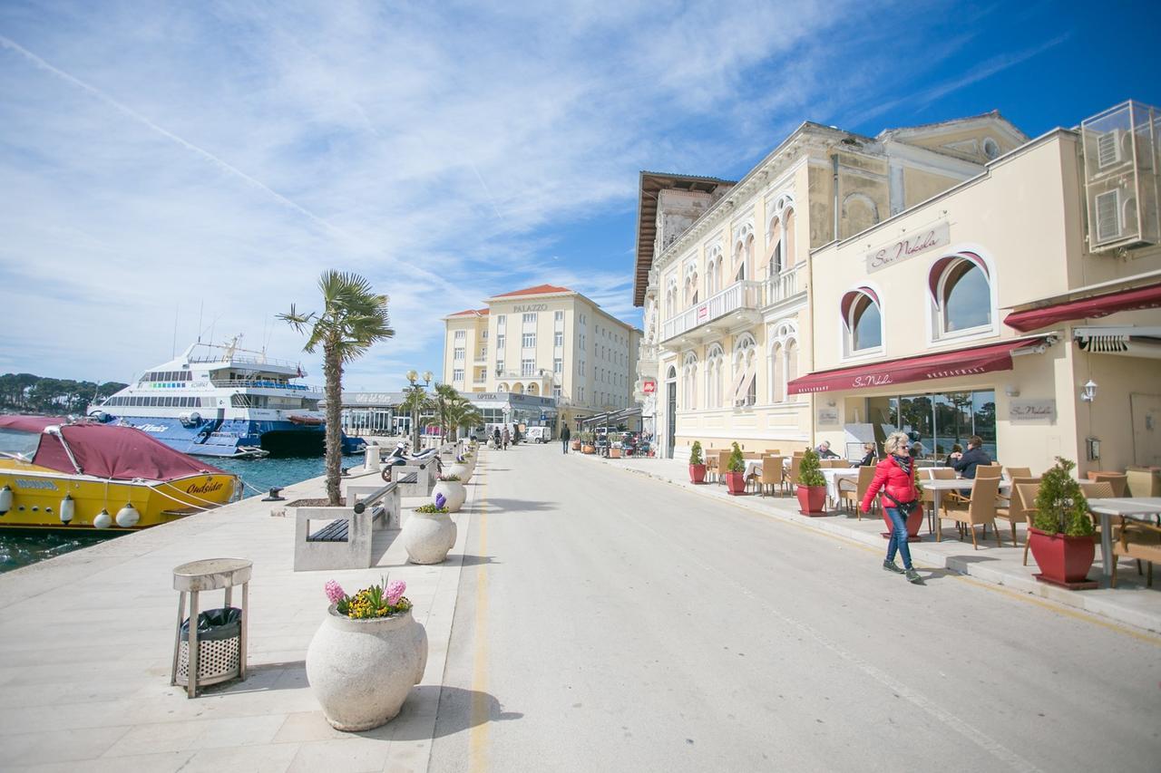 Hotel App. Fiorela à Poreč Extérieur photo