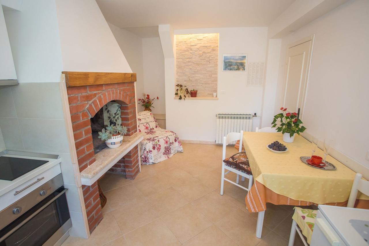 Hotel App. Fiorela à Poreč Extérieur photo